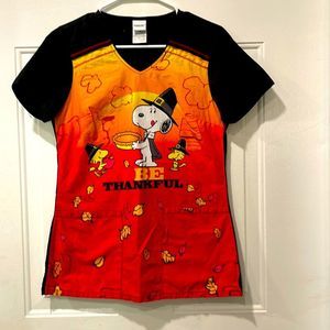 CHEROKEE Tooniforms V-Neck Print Scrub Top Be‎ Thankful Snoopy